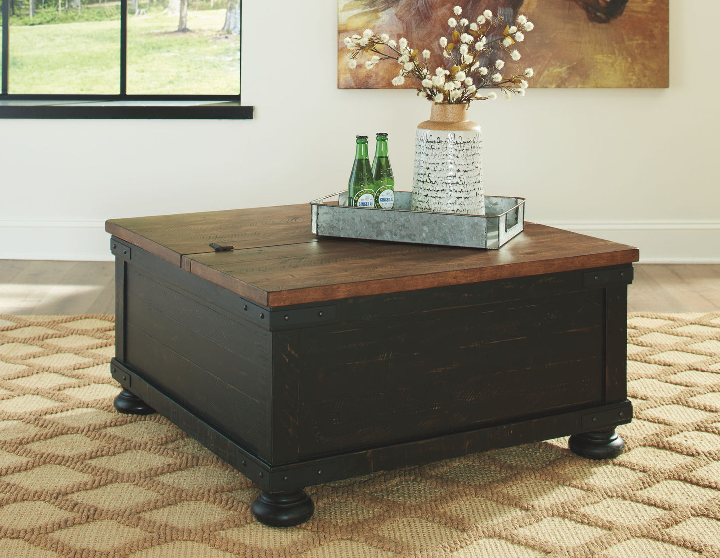 Valebeck - Black / Brown - Lift Top Cocktail Table